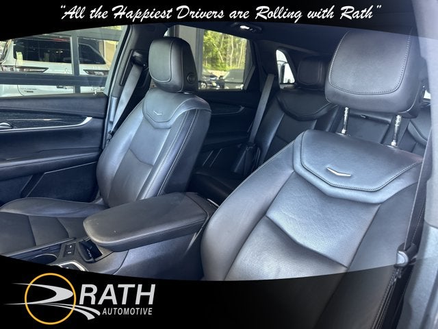 2022 Cadillac XT5 FWD Premium Luxury