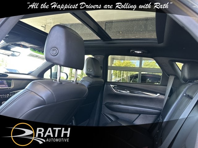 2022 Cadillac XT5 FWD Premium Luxury