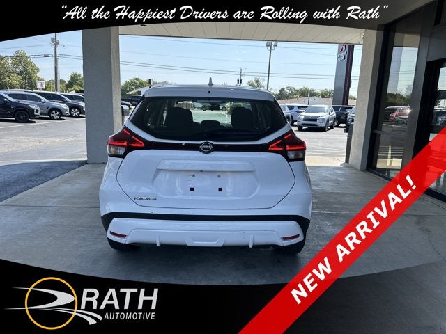 2022 Nissan Kicks S