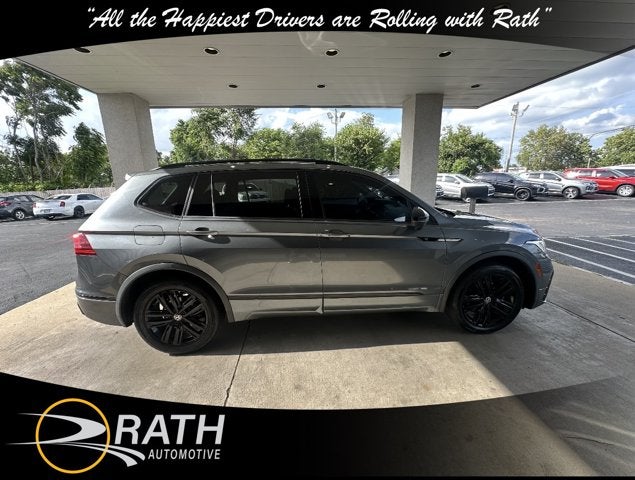 2022 Volkswagen Tiguan SE R-Line Black