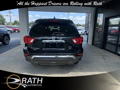 2020 Nissan Pathfinder SL