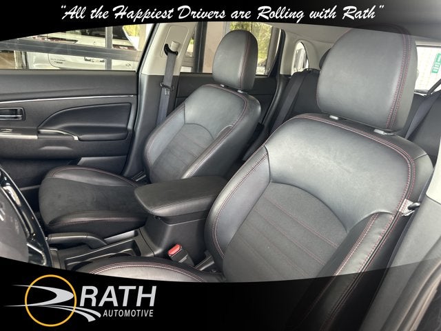 2024 Mitsubishi Outlander Sport SE