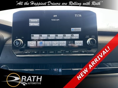2024 Mitsubishi Outlander SE Black Edition with Pano Roof