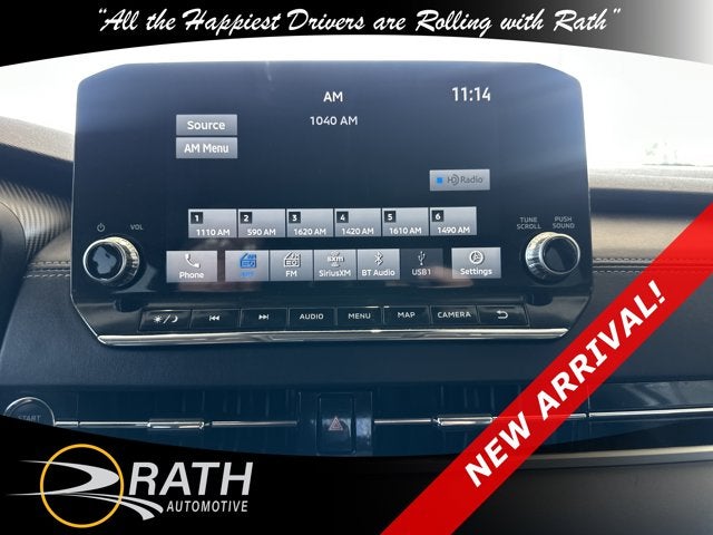 2024 Mitsubishi Outlander SE Black Edition with Pano Roof