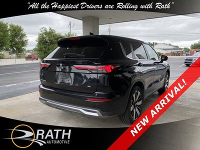 2025 Mitsubishi Outlander SE