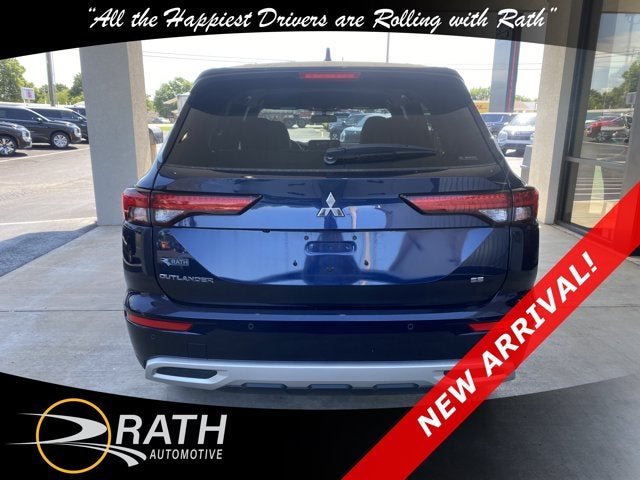 2024 Mitsubishi Outlander SE