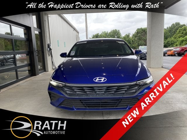 2025 Hyundai Elantra SE