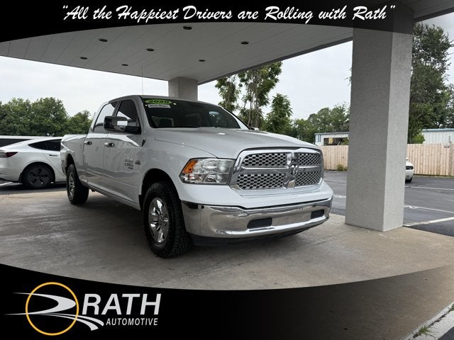 2020 RAM 1500 Classic SLT 4x4 Crew Cab 6'4's photo