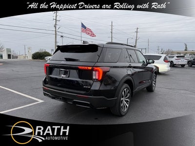 2025 Ford Explorer ST-Line