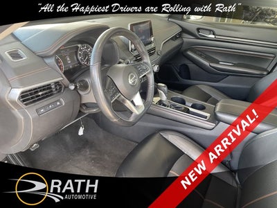 2022 Nissan Altima 2.5 SR