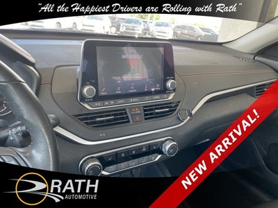2022 Nissan Altima 2.5 SR