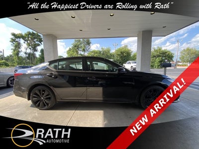 2022 Nissan Altima 2.5 SR
