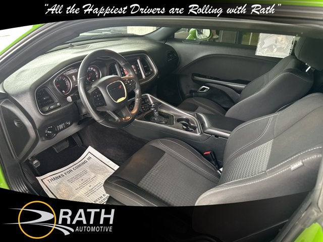 2017 Dodge Challenger SXT
