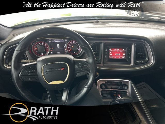 2017 Dodge Challenger SXT
