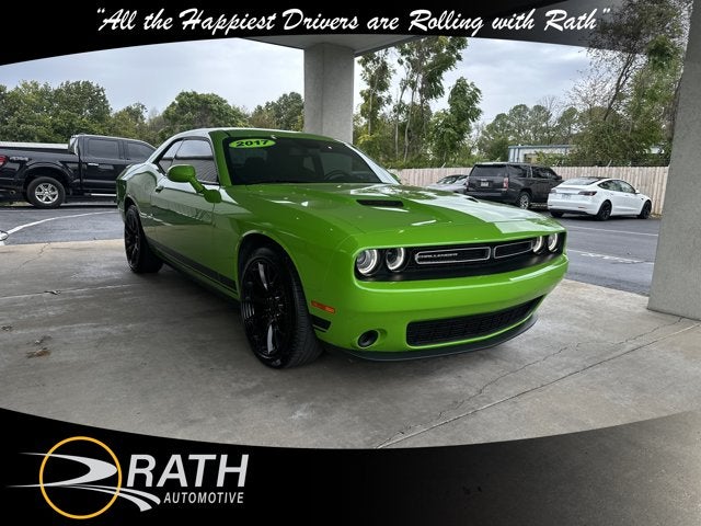 2017 Dodge Challenger SXT