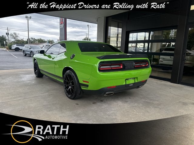 2017 Dodge Challenger SXT