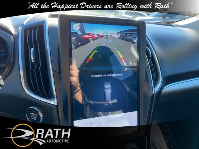 2022 Ford Edge Titanium