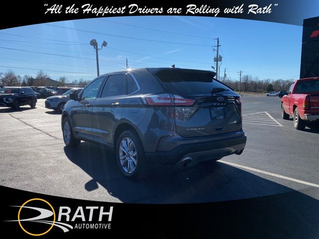 2022 Ford Edge Titanium