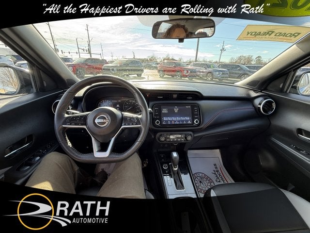 2023 Nissan Kicks SR
