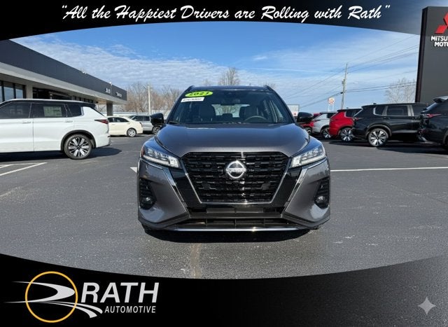 2023 Nissan Kicks SR