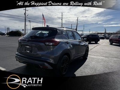 2023 Nissan Kicks SR