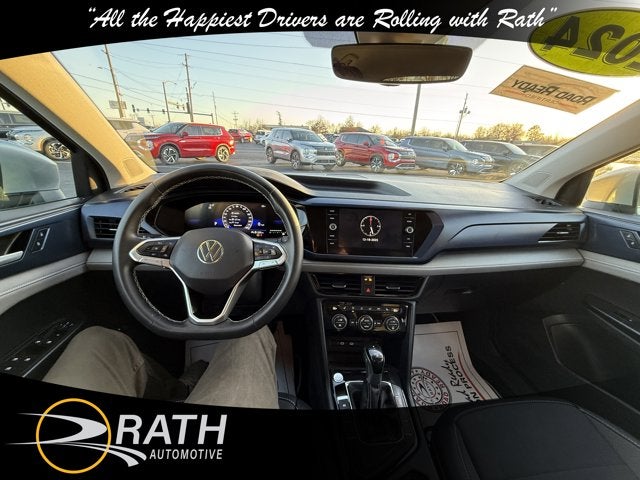 2024 Volkswagen Taos SE