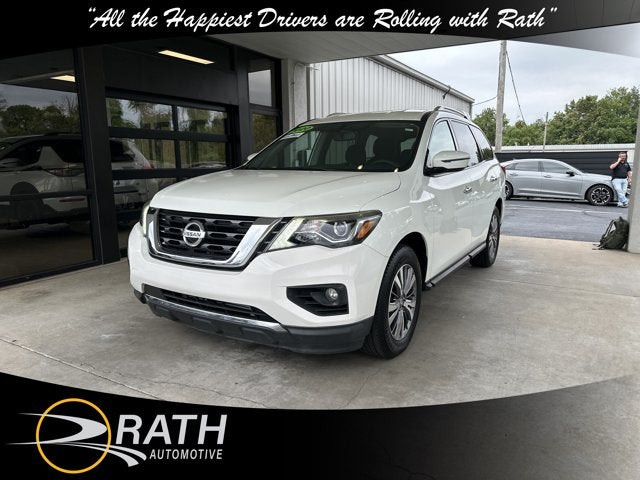 2020 Nissan Pathfinder SV