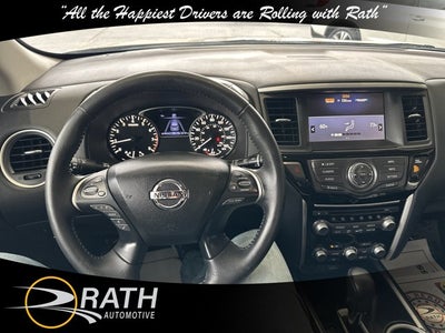 2020 Nissan Pathfinder SV