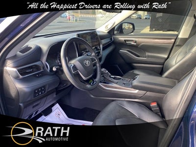 2022 Toyota Highlander Hybrid Limited