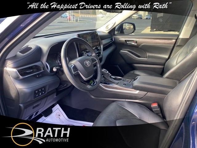 2022 Toyota Highlander Hybrid Limited