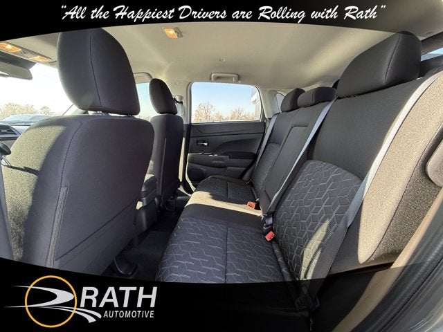 2025 Mitsubishi Outlander Sport ES