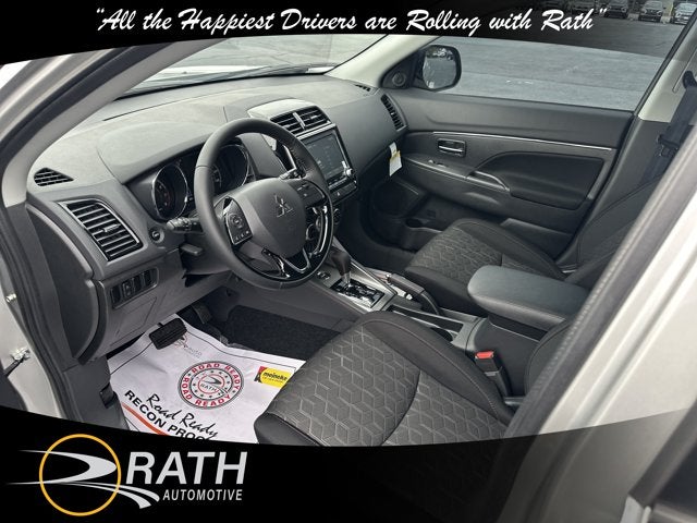 2027 Mitsubishi Outlander Sport LE