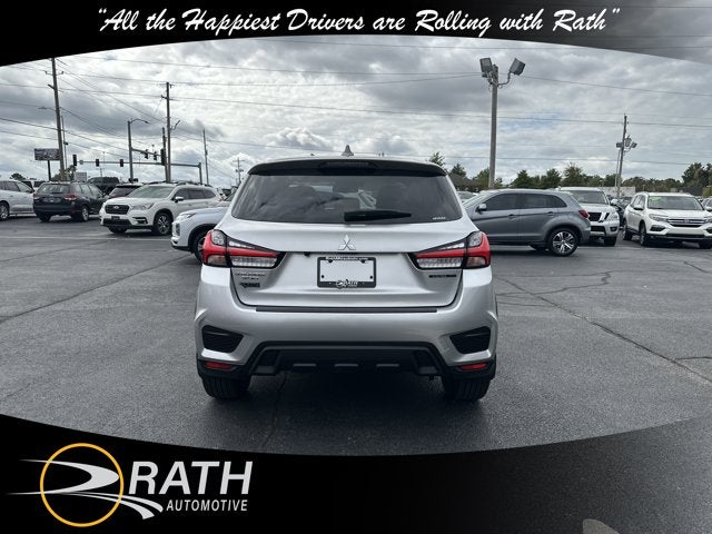 2027 Mitsubishi Outlander Sport LE