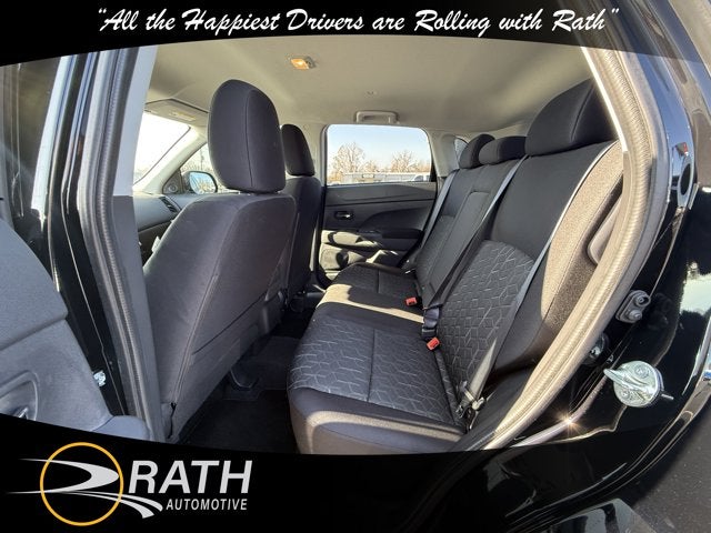 2025 Mitsubishi Outlander Sport ES