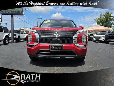 2024 Mitsubishi Outlander ES