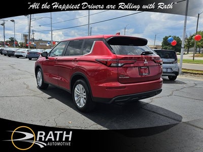 2024 Mitsubishi Outlander ES