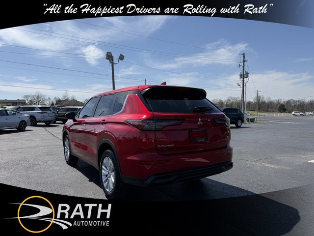 2026 Mitsubishi Outlander ES