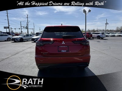 2026 Mitsubishi Outlander ES