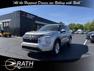 2026 Mitsubishi Outlander ES