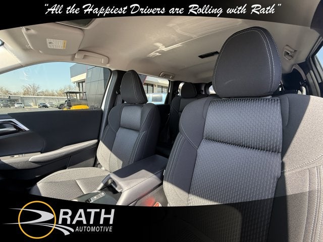 2026 Mitsubishi Outlander ES