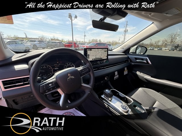 2026 Mitsubishi Outlander ES