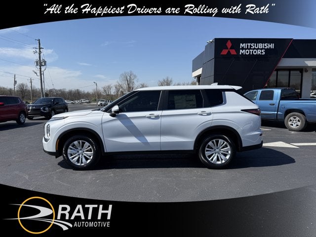 2026 Mitsubishi Outlander ES