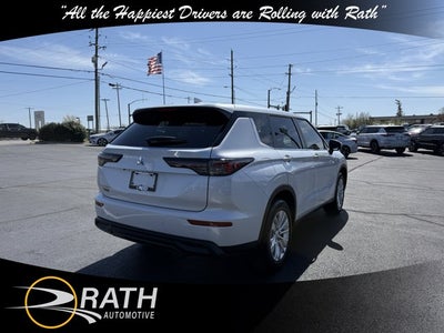 2026 Mitsubishi Outlander ES