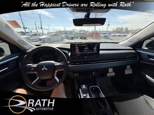 2026 Mitsubishi Outlander ES