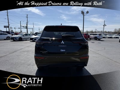 2026 Mitsubishi Outlander ES