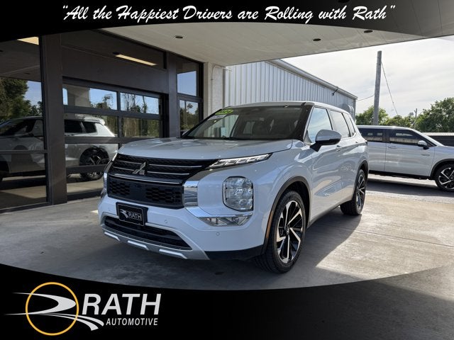 2024 Mitsubishi Outlander SE