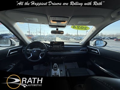 2024 Mitsubishi Outlander SE