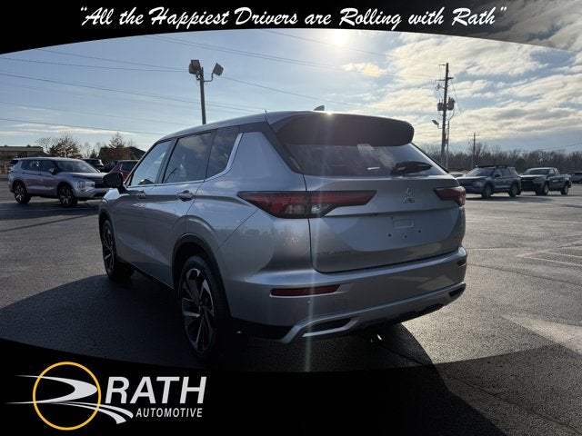 2024 Mitsubishi Outlander SE