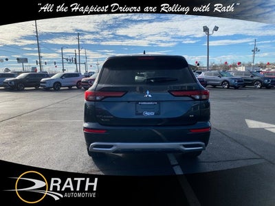 2024 Mitsubishi Outlander SE