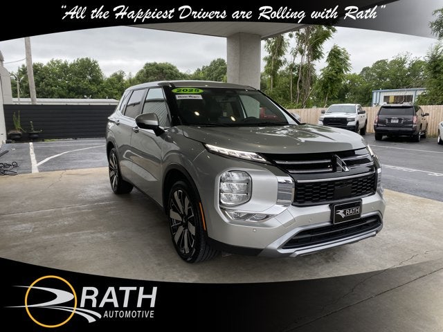 2025 Mitsubishi Outlander SE 2WD's photo